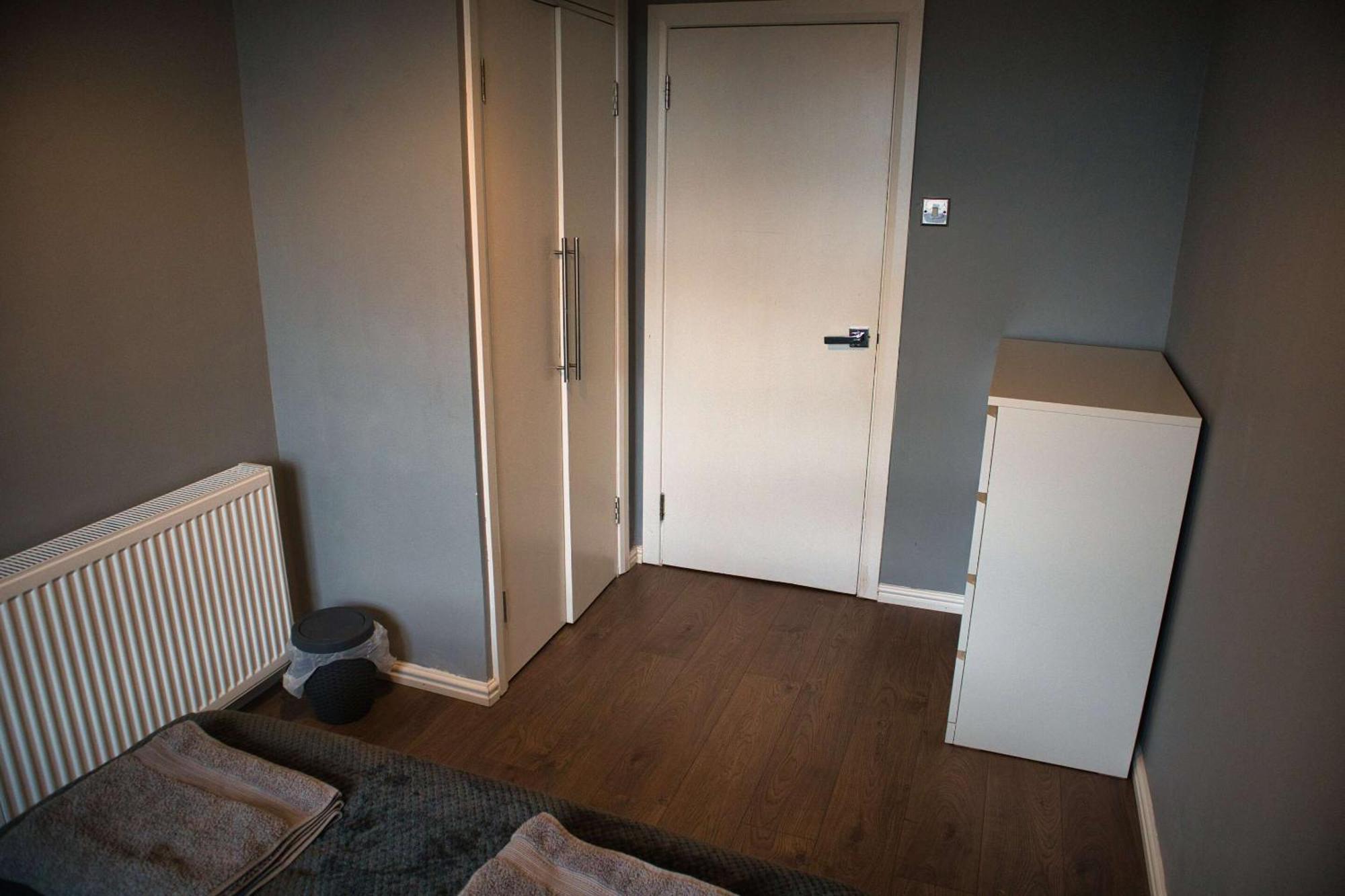 Beautiful 3-Bed Apartment At Swiss Cottage London Exterior photo